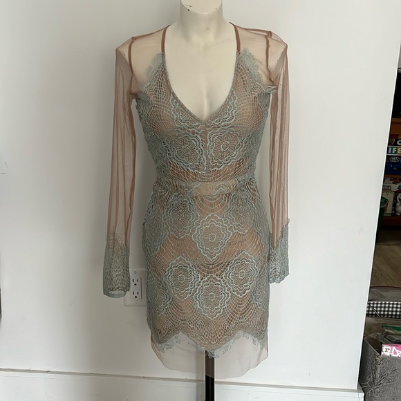 Luxxel Dresses & Skirts - ❄️ Host pick ❄️ Sheer Nude Dress with Teal Lace Overlay